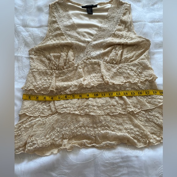 Venezia Cream/Beige Sleeveless Lace Blouse - Picture 3 of 12